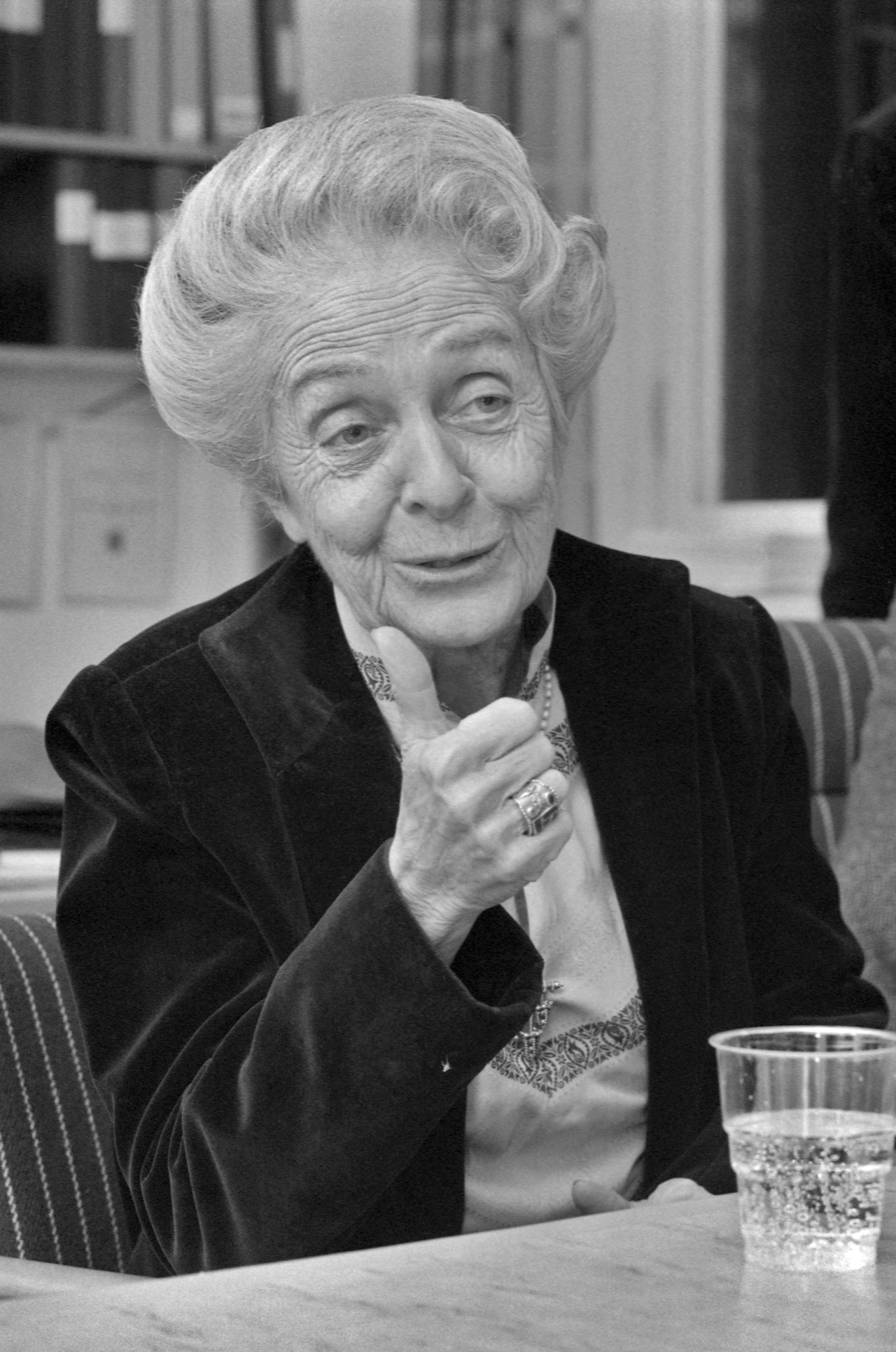 Rita Levi-Montalcini: after “seoExtra”, what about “why”?
