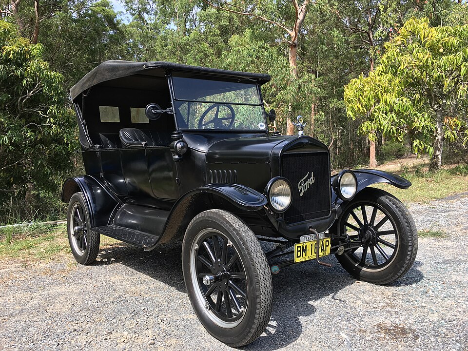 Automobile